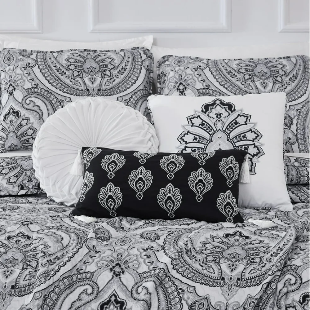 Southshore 6 Piece Grey & White Paisly Print Quilt Set